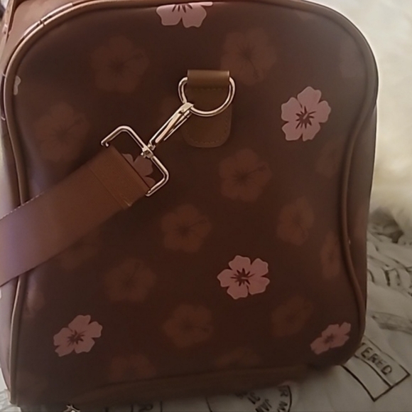 🦋Disney Lilo Stitch Rolling Luggage Duffle 20"🦋 - Picture 4 of 9